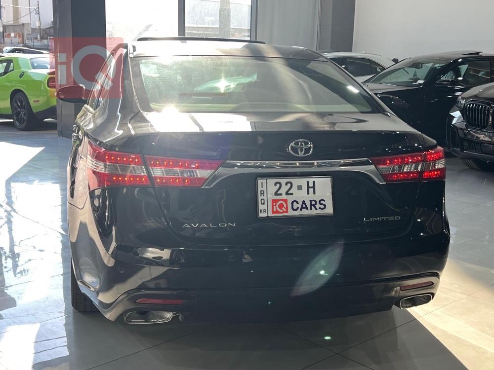 تويوتا أفالون